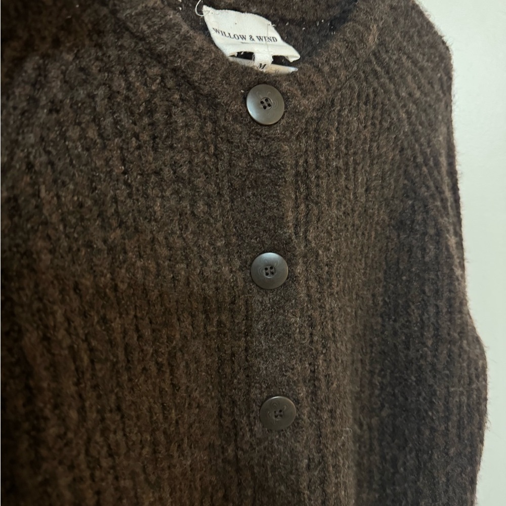 Cozy Brown Willow and Wind Sweater size medium - Picture 3 of 3